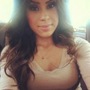 Meet your Posher, Carina